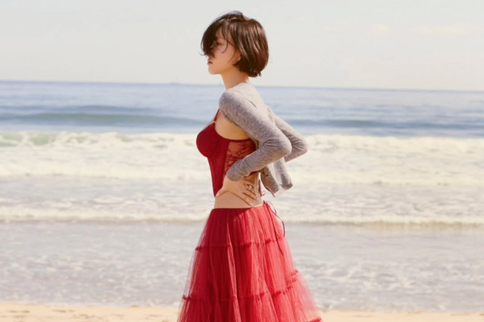 In Hwasa Heaven? Here Are Her 5 Songs You Need To Hear on Repeat!