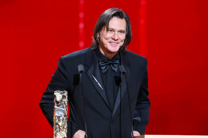 Jim Carrey Stuns César Awards With Emotional French Speech After Receiving Honorary Prize