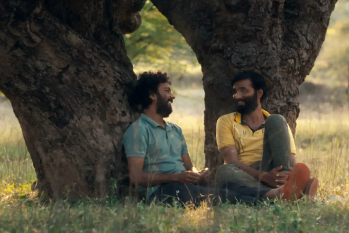 ‘Sabar Bonda (Cactus Pears)’ Review: Finds Queer Love Not in Protest, But in Presence
