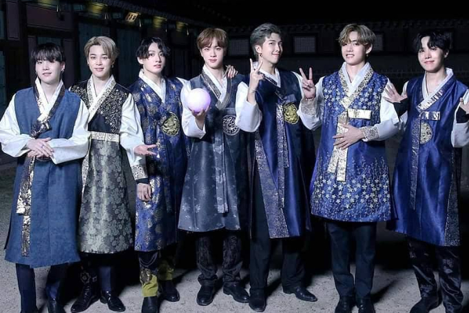 BTS – ‘ARIRANG’ Comeback Live: A Look Back At the K-Pop Boy Band Promoting Korean Heritage