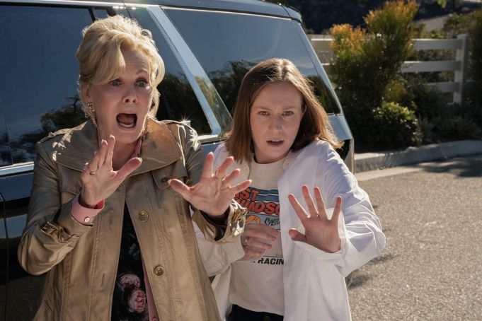 ‘Hacks’ Season 5 Review: Jean Smart, Hannah Einbinder Comedy Series Delivers A Hilarious, Emotional, Sharp Final Set