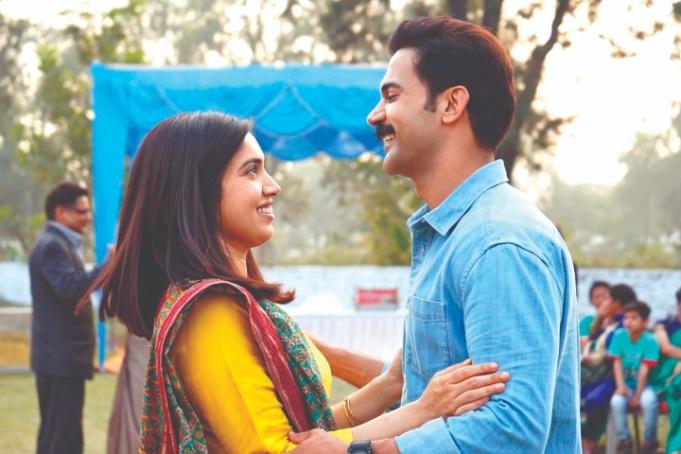Bhumi S. Pednekkar and Rajkummar Rao in 'Badhaai Do'