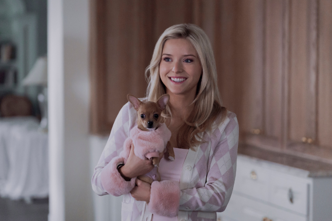 ‘Elle’ Review: A Mostly Cute ‘Legally Blonde’ Prequel That’s Too Mature for Its Own Good