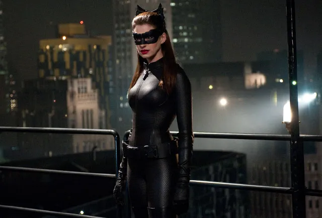Anne Hathaway ‘Spent a Week’ Prepping For Harley Quinn Before ‘Dark Knight Rises’ Meeting; Nolan Didn’t Reveal Catwoman Until Two Hours Into Their Chat