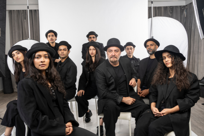 The cast of The Thing With Feathers (play)