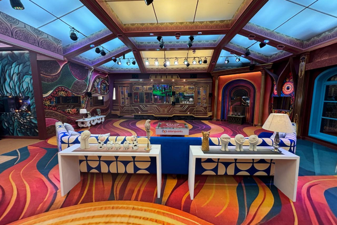 A touch of maximalism in the house