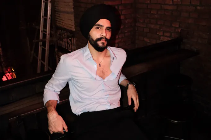 ‘Khat’ Singer Navjot Ahuja’s New Romantic Ballad ‘Aankhein’ Is An Exploration Of The Intense Emotions Of Love (EXCLUSIVE)