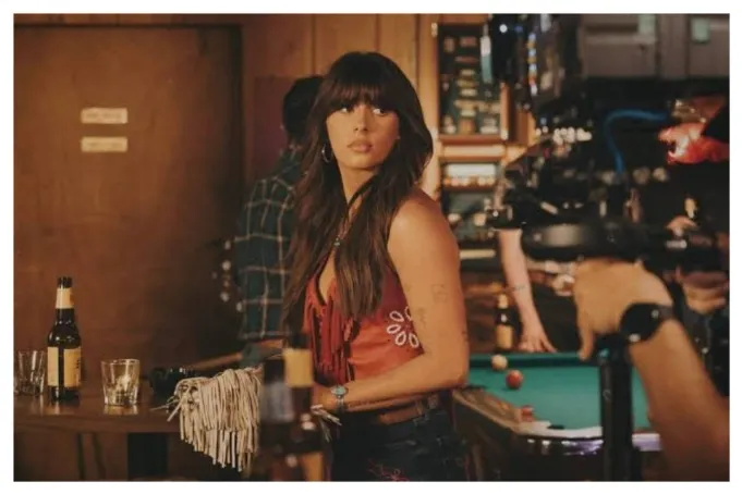 Ella Langley’s ‘Choosin’ Texas’ Finally Breaks Mariah Carey’s All-Time Record for Weeks at No. 1, Eclipsing ‘All I Want for Christmas Is You’