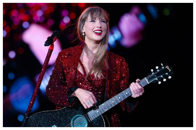 Taylor Swift, Inducted Into Nashville Songwriters Hall of Fame, Says ‘There Is No Music Community Like This Music Community. I Know, I Checked All the Communities’