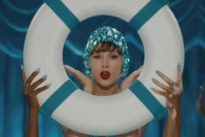 Taylor Swift Submits ‘The Fate of Ophelia’ and ‘I Knew It, I Knew You’ for Grammys 2027
